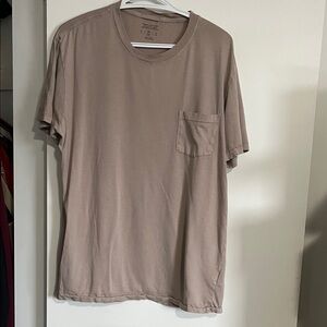 Urban Outfitters Men's Beige Short Sleeve Tee